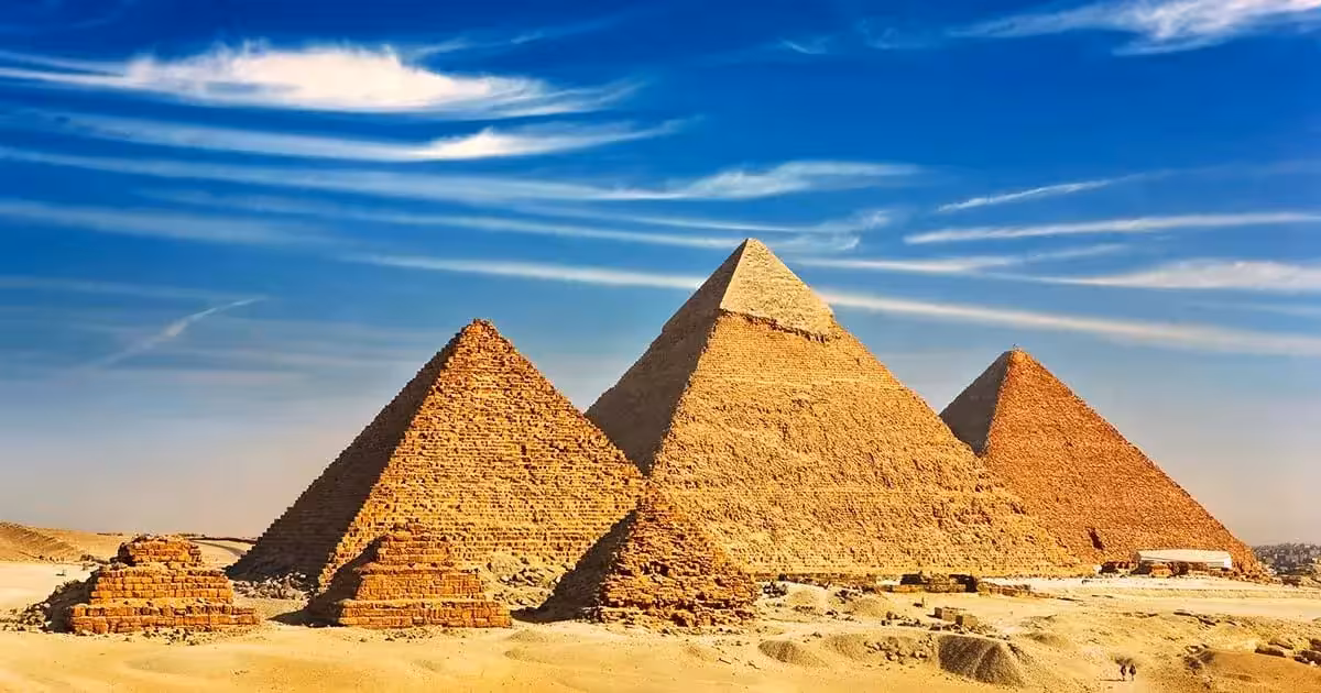 le tre piramidi di Giza le tre piramidi di Giza