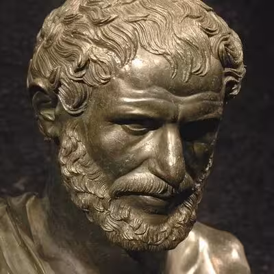 una raffigurazione bronzea di Eraclito una raffigurazione bronzea di Eraclito